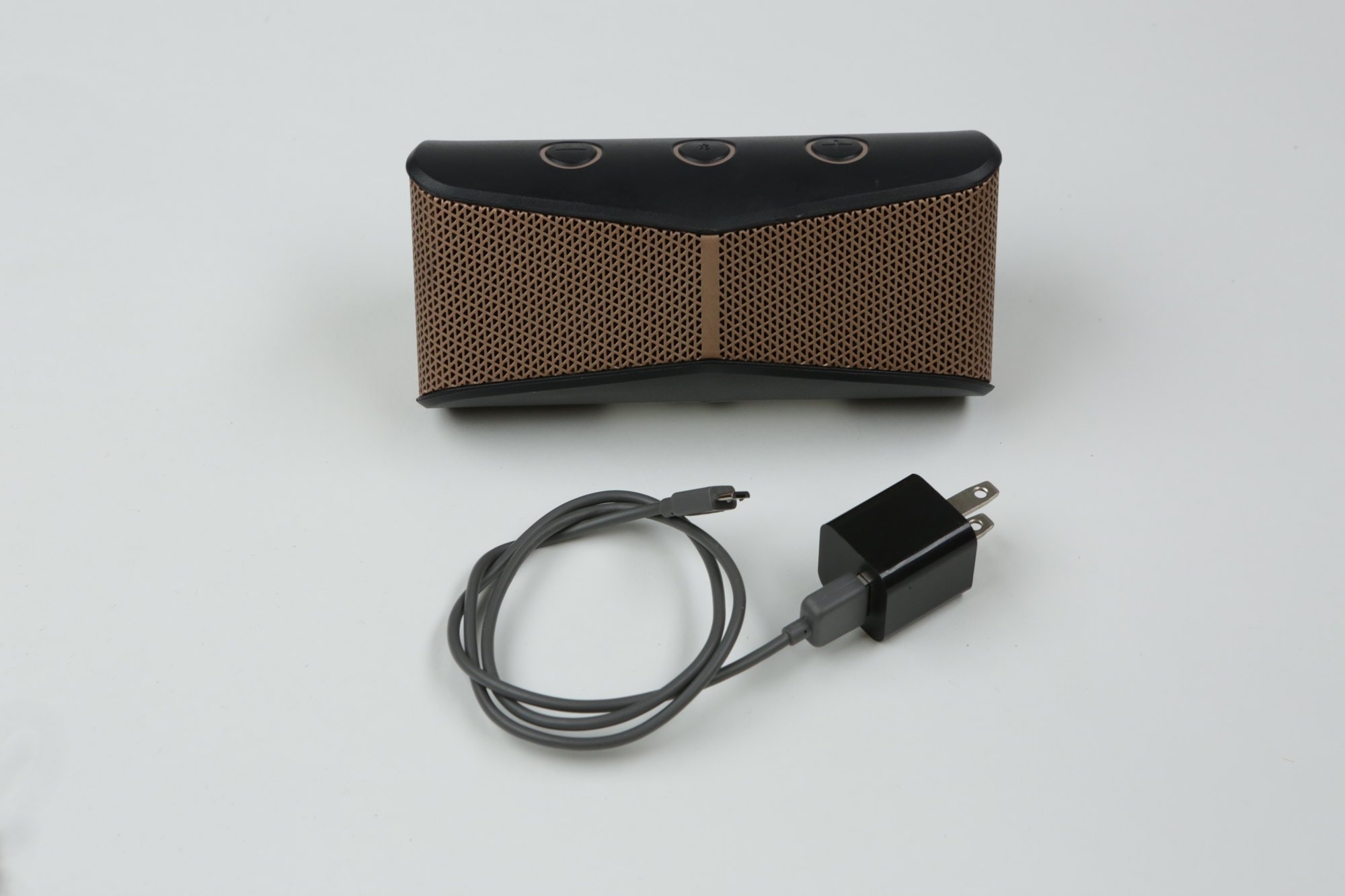Bluetooth speaker with charger